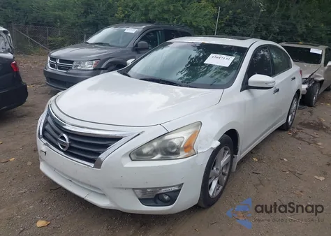 2013 Nissan Altima 2.5 Sv z USA, uszkodzony, nr VIN 1N4AL3AP3DC198673